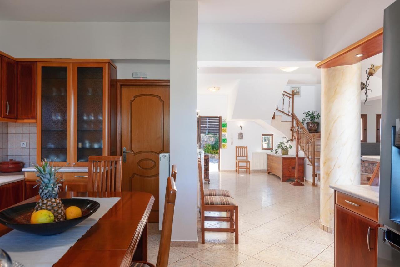 Villa Sevdas Πέραμα Εξωτερικό φωτογραφία